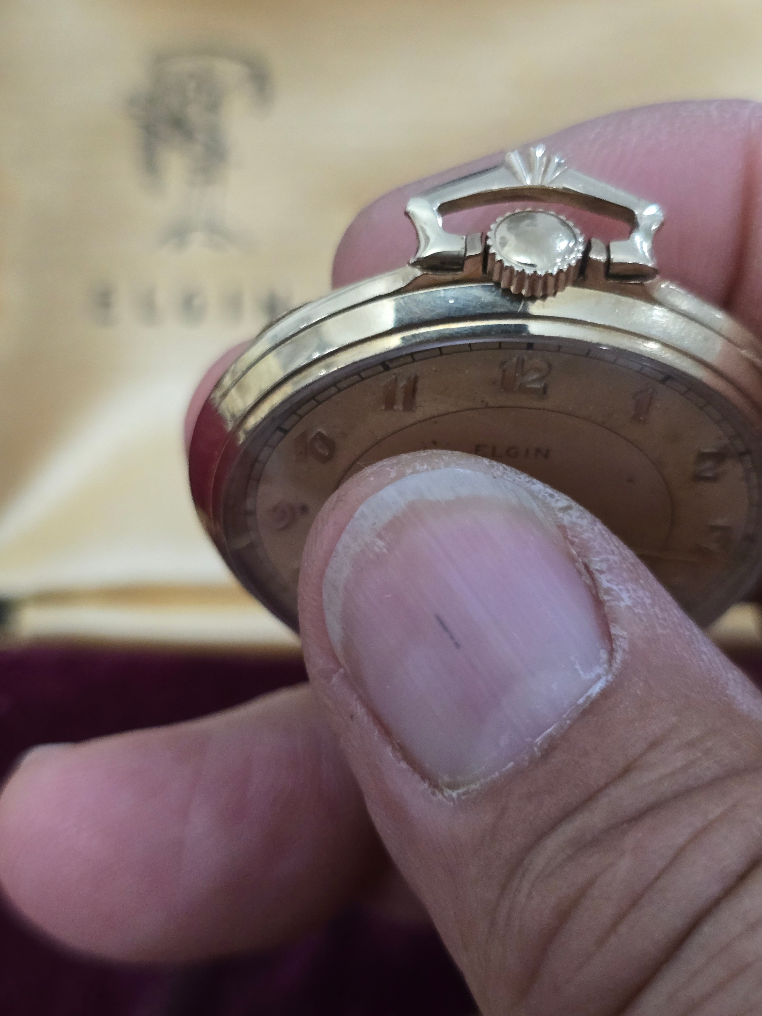 Vintage Elgin Pocket Watch 10K Gold Filled w/ Original Box – Runs Great – Classic American Timepiece – 45mm